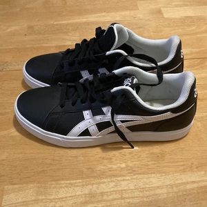 Retro ASICS black and white leather sneakers